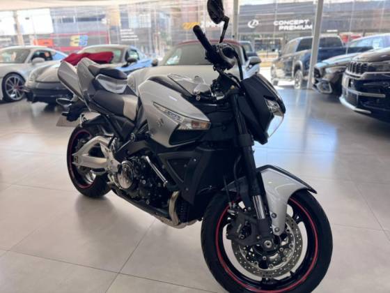 SUZUKI B-KING 